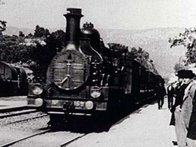 L arrivo di un treno alla stazione di Ciotat DEI FRATELLI LUMIERE