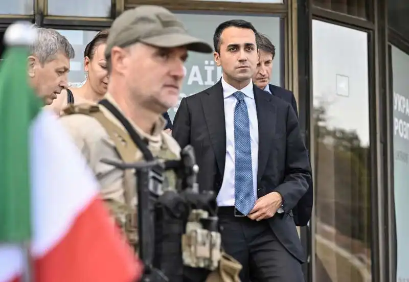 luigi di maio in ucraina 