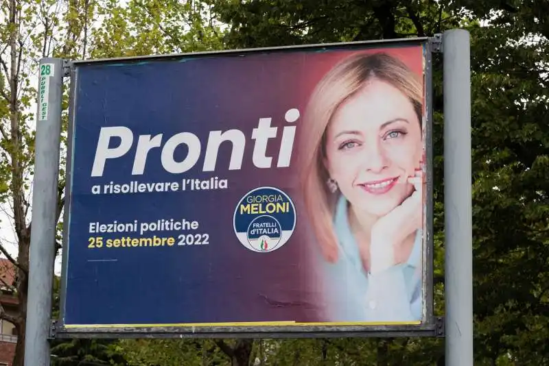 manifesti di giorgia meloni per le elezioni politiche   3