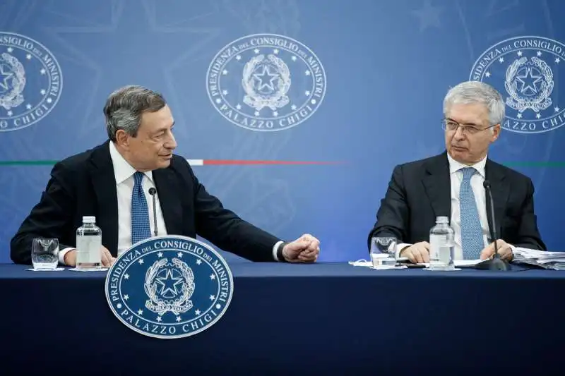 mario draghi daniele franco 4 