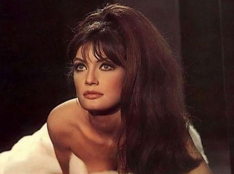 marisa mell 9