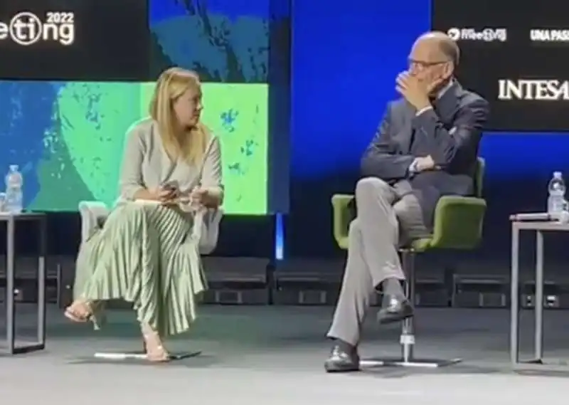 MELONI E LETTA PARLOTTANO SUL PALCO DEL MEETING DI RIMINI 