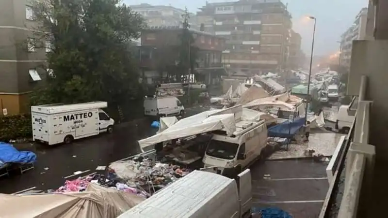 mercato marina di carrara maltempo 