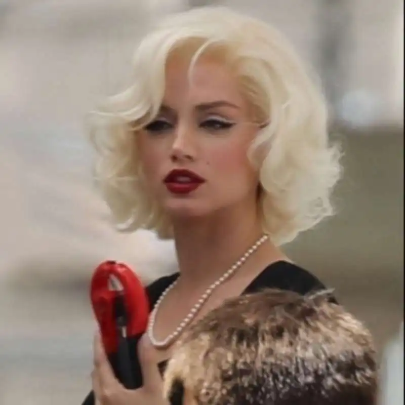 monroe blonde