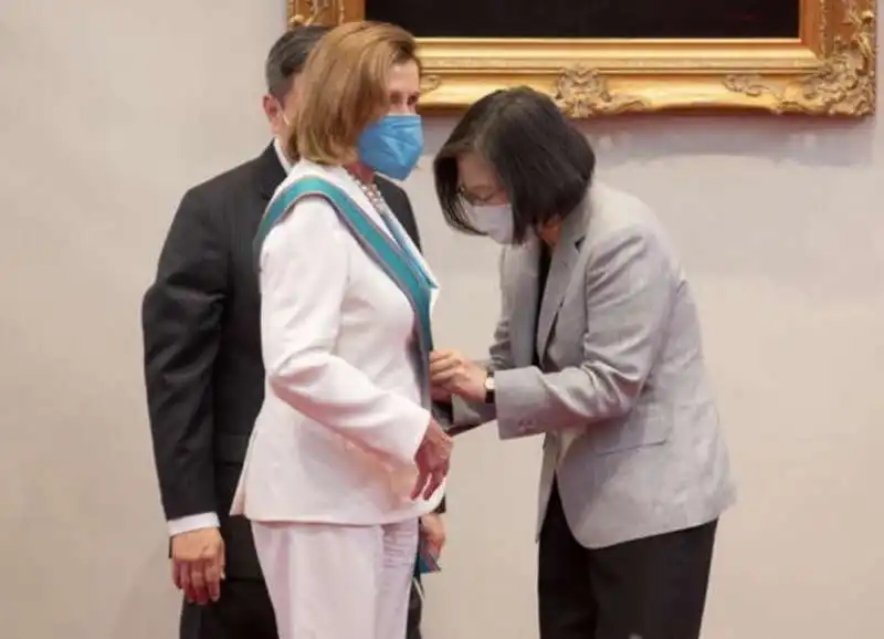 nancy pelosi a taiwan   3