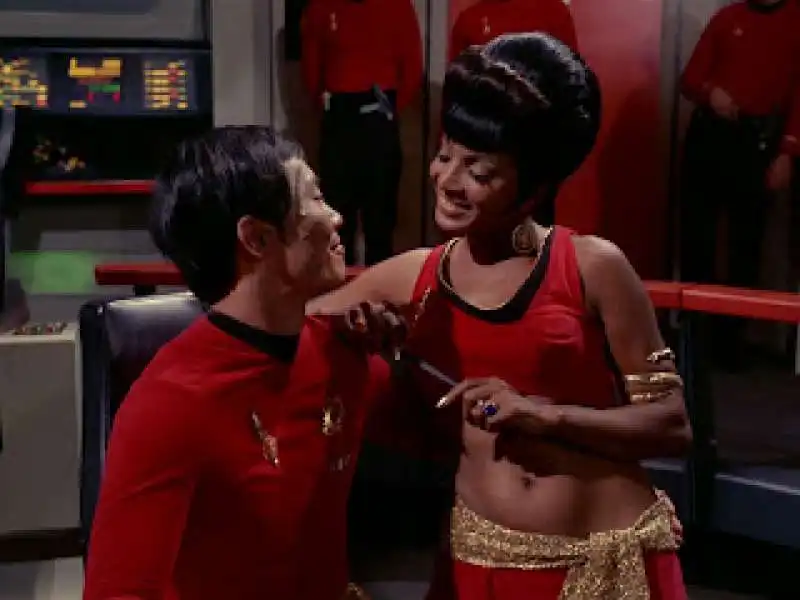 nichelle nichols george takei 1