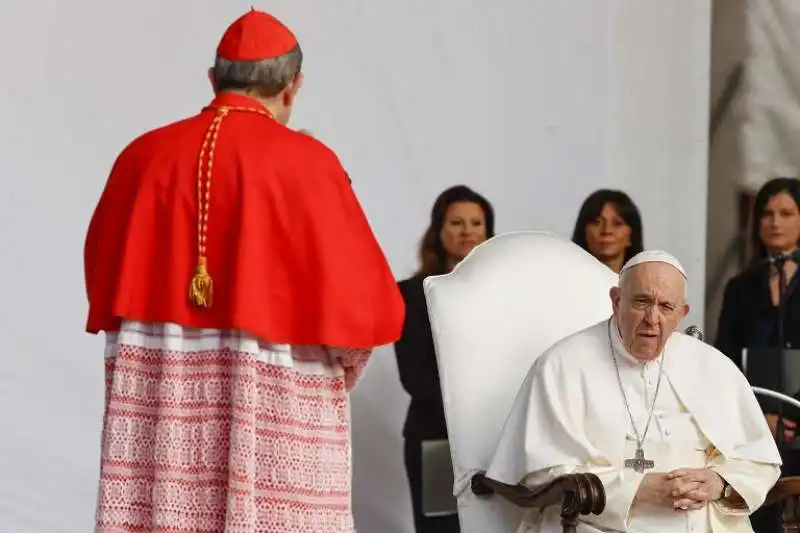 papa francesco a l aquila 7