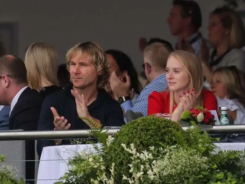 PAVEL NEDVED Lucie Anovcinova 