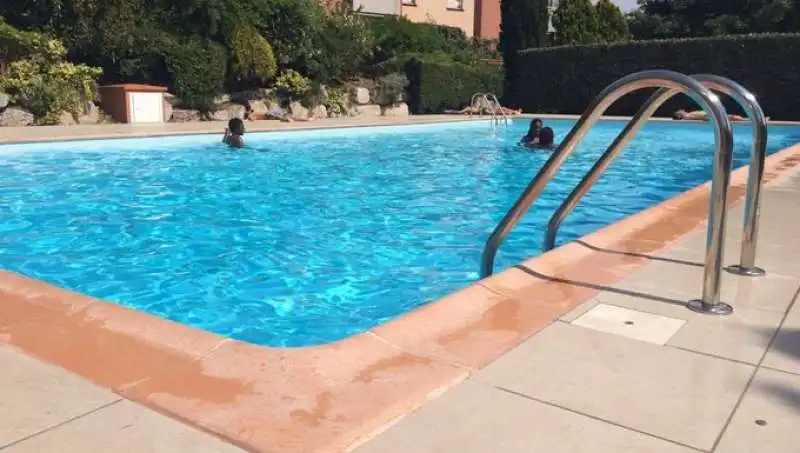 piscine occupate in francia 