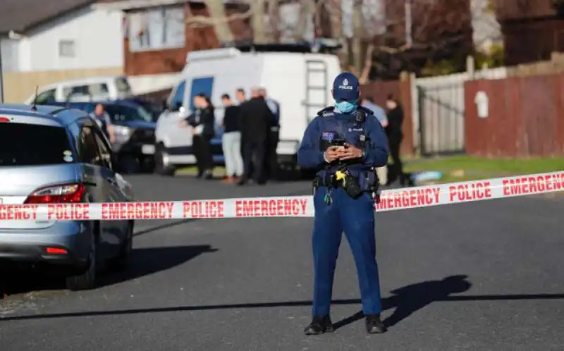 POLIZIA AUCKLAND