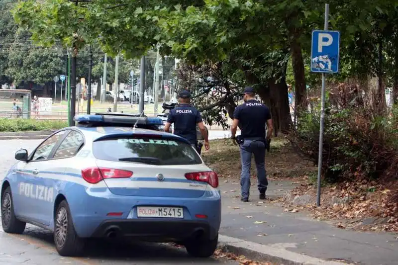 polizia piazza della repubblica milano 2