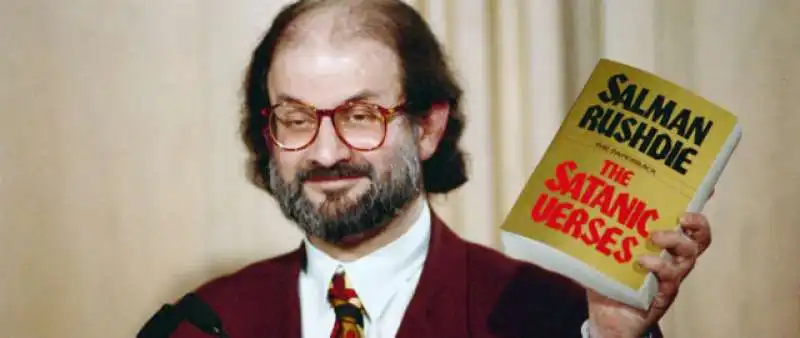 salman rushdie versetti satanici 