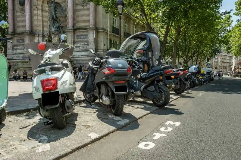 scooter parigi2