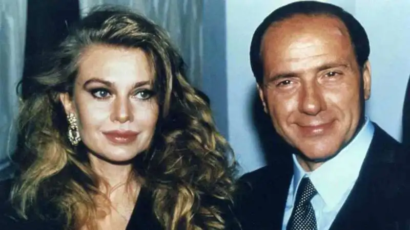 silvio berlusconi veronica lario 1