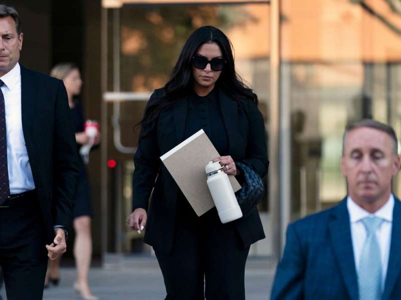 vanessa bryant fuori dal tribunale