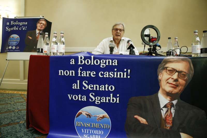 vittorio sgarbi lancia la sua candidatura contro casini a bologna 6