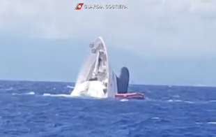 yacht affonda al largo di catanzaro, nel golfo di squillace 2