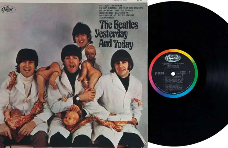 yesterdat and today dei beatles con la copertina ritirata