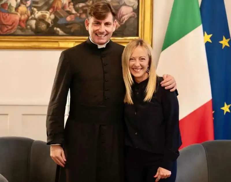 antonio coluccia e giorgia meloni 1