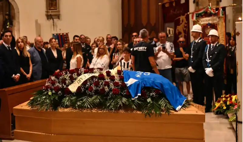 carlo mazzone funerali