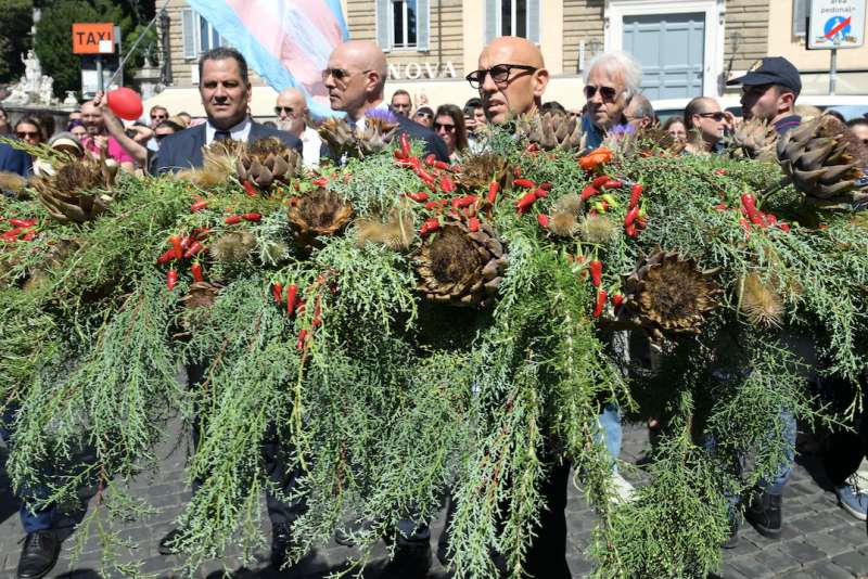 composizione di mirto carciofi e peperoncini foto di bacco