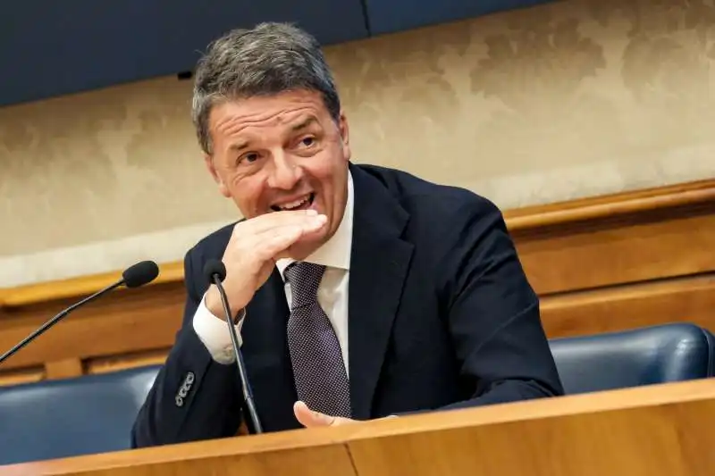 conferenza stampa di matteo renzi al  senato   7