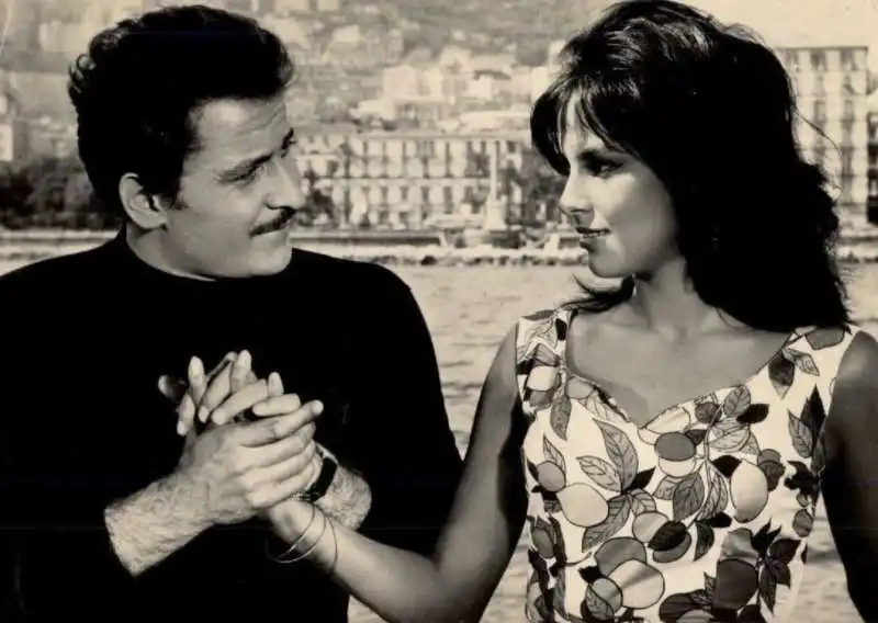 domenico modugno e antonella lualdi in appuntamento a ischia 