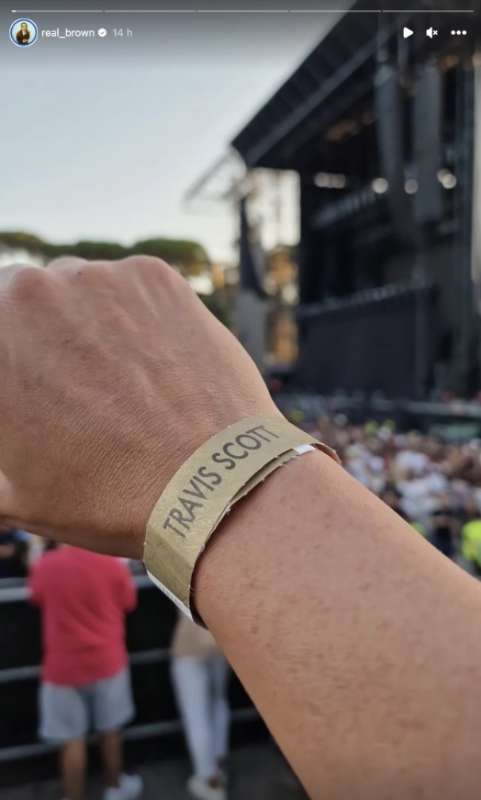 emma marrone al concerto di travis scott