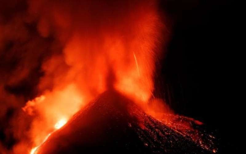 eruzione etna 6