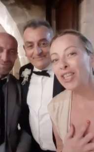 giorgia meloni fa gli auguri agli sposi cosimo nardelli e miriam palumbo 6