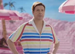 giuseppe conte in versione barbie