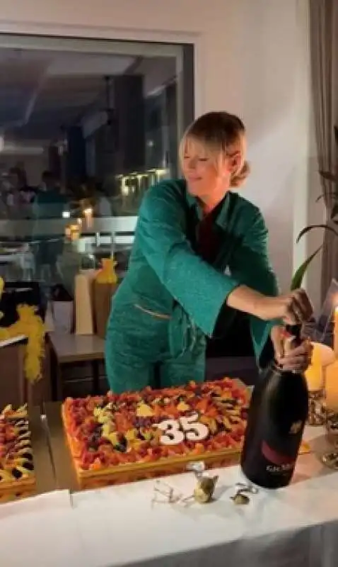 il compleanno di federica pellegrini 4