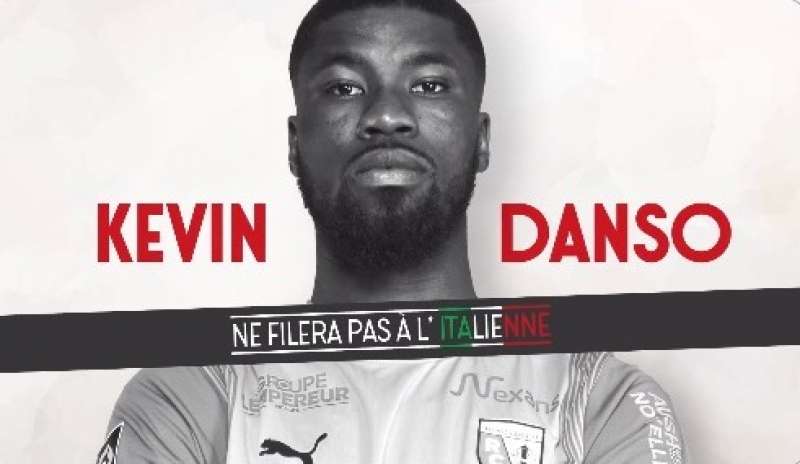 il lens prende in giro il napoli nel video di rinnovo di kevin danso 8