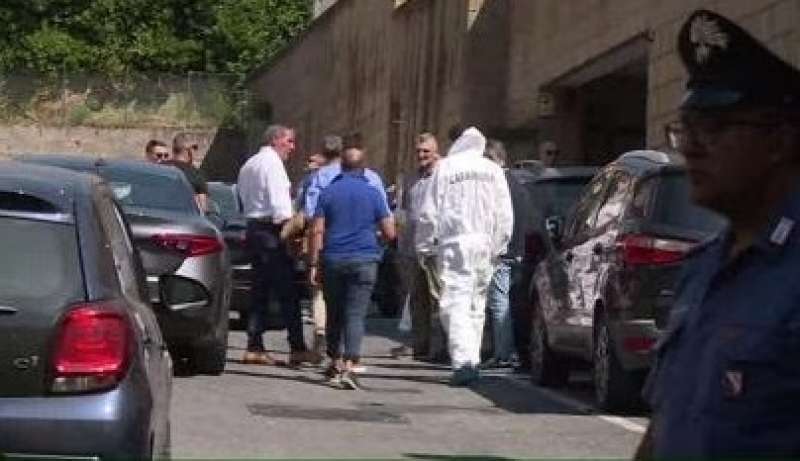 Il luogo del ritrovamento del cadavere di una donna a Piano di Sorrento