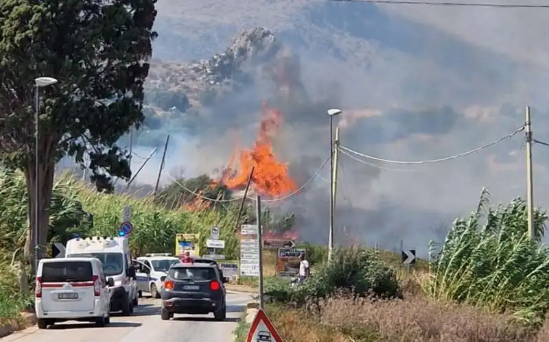 incendi in sicilia 3