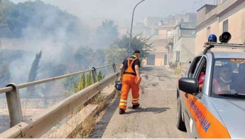 INCENDI NELLA PROVINCIA DI TRAPANI