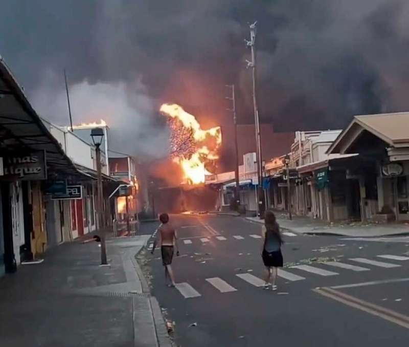 incendio a maui hawaii 6