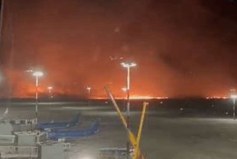 INCENDIO ALL AEROPORTO DI TRAPANI BIRGI