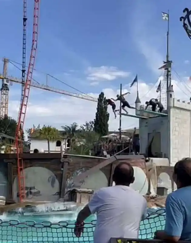 incidente al parco divertimenti europa park di rust, in germania   4