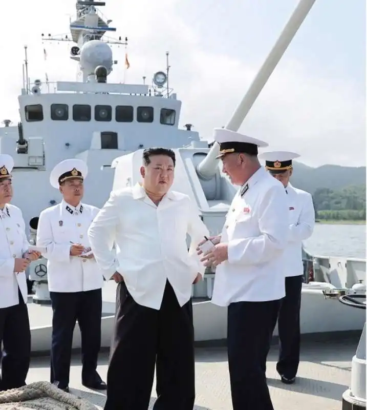 KIM JONG UN – TEST MISSILISTICO NEL MAR DEL GIAPPONE