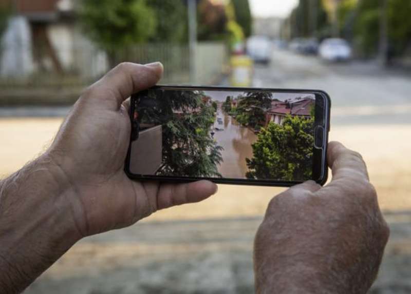 l alluvione in emilia romagna nelle foto di rosa mariniello per tim riconnessioni 4