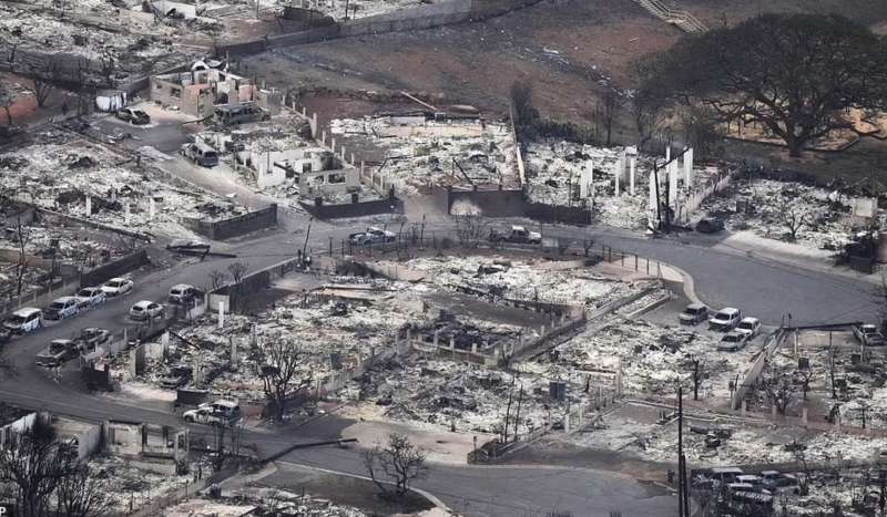 la distruzione dopo gli incendi a lahaina nell isola di maui hawaii 8