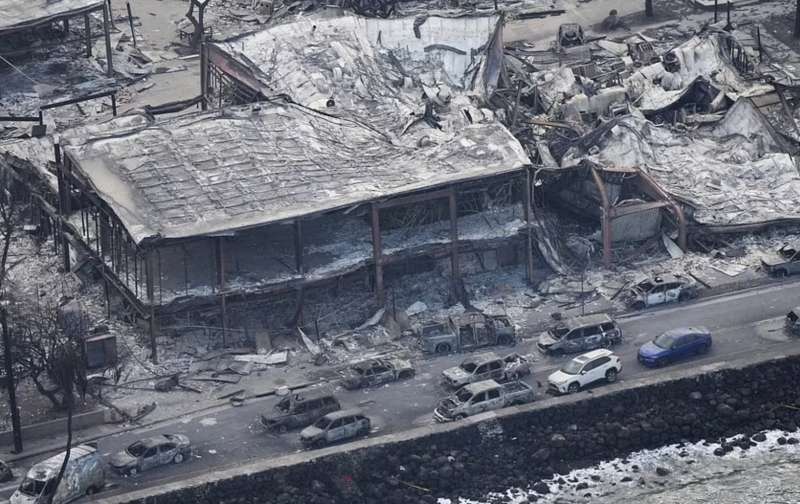 la distruzione dopo gli incendi a lahaina nell isola di maui hawaii 9