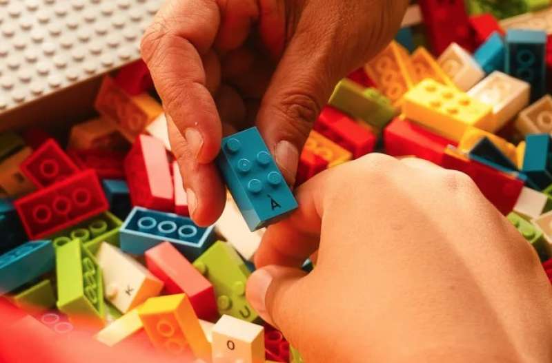 lego braille 4