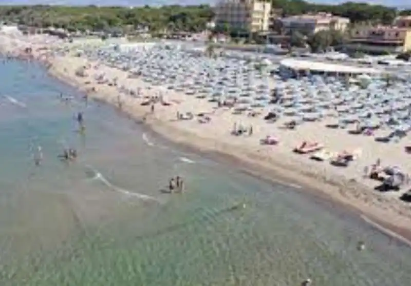 LIDO LAGO - BATTIPAGLIA (SALERNO)