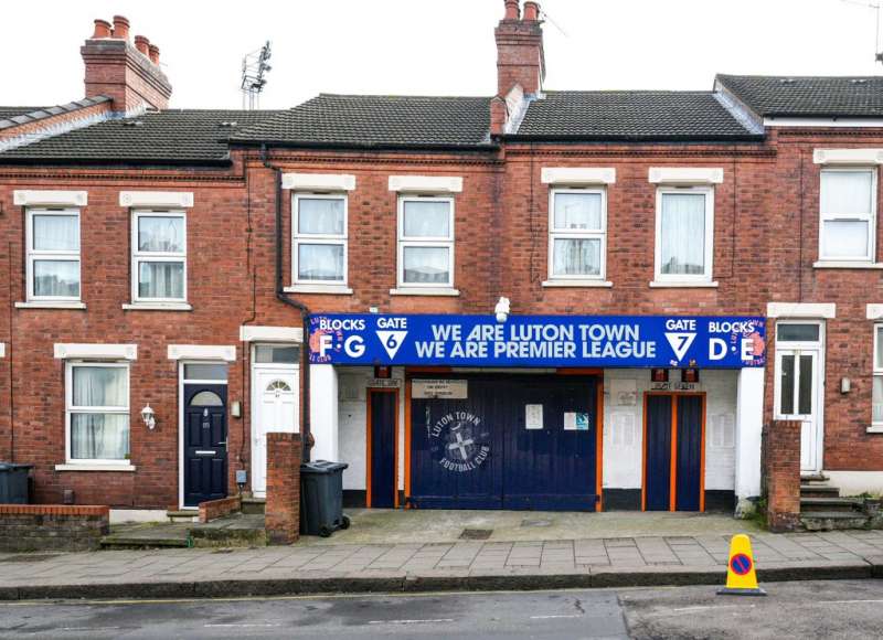 lo stadio del luton town f.c. 2