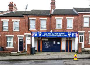 lo stadio del luton town f.c. 2