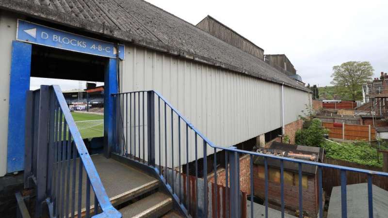 lo stadio del luton town f.c. 3