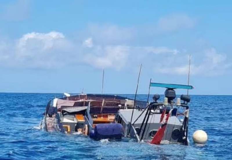 cujo yacht affondato