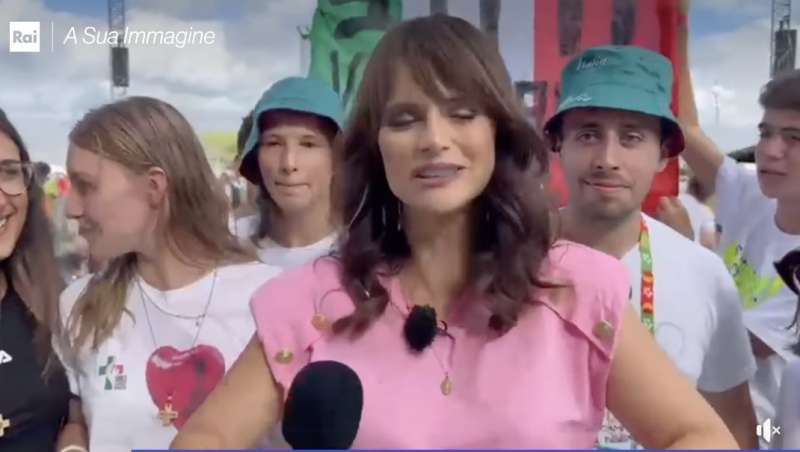 lorena bianchetti con i papa boys a lsbona